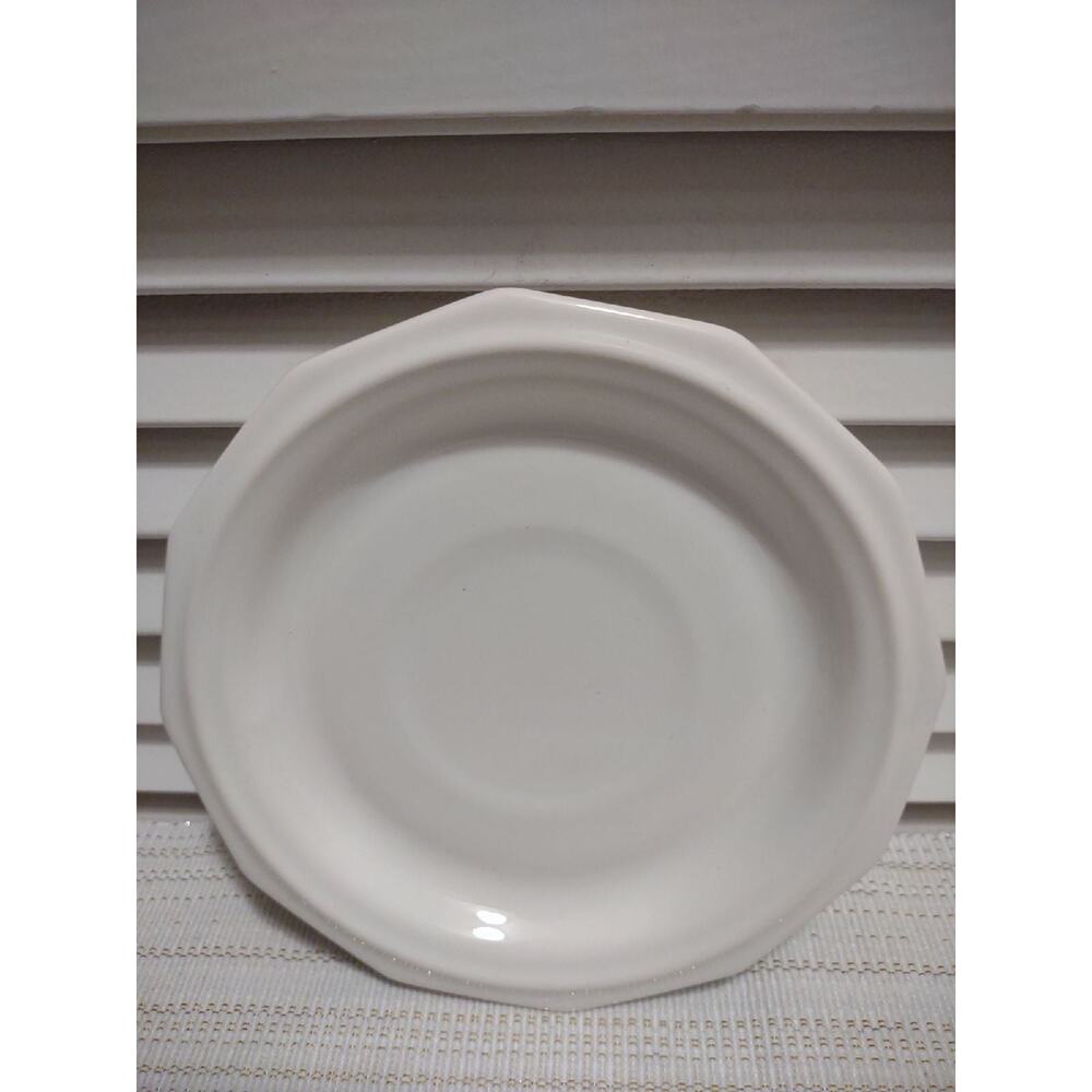 Pfaltzgraff Heritage white stoneware tea saucer plate only pointed rim